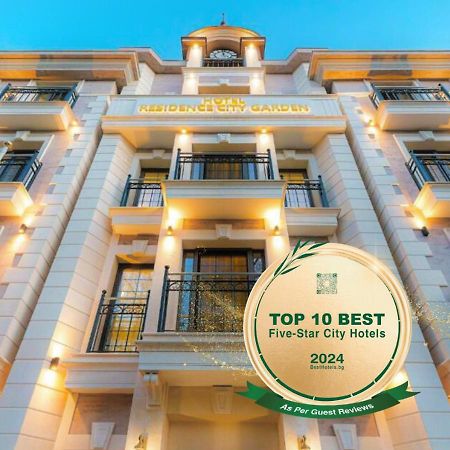 Residence City Garden - Certificate Of Excellence Top 10 Best Five-Stars City Hotels For 2024 Awarded By Htif Plovdiv Bagian luar foto