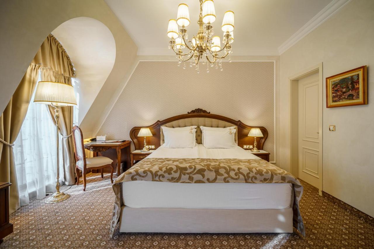 Residence City Garden - Certificate Of Excellence Top 10 Best Five-Stars City Hotels For 2024 Awarded By Htif Plovdiv Bagian luar foto