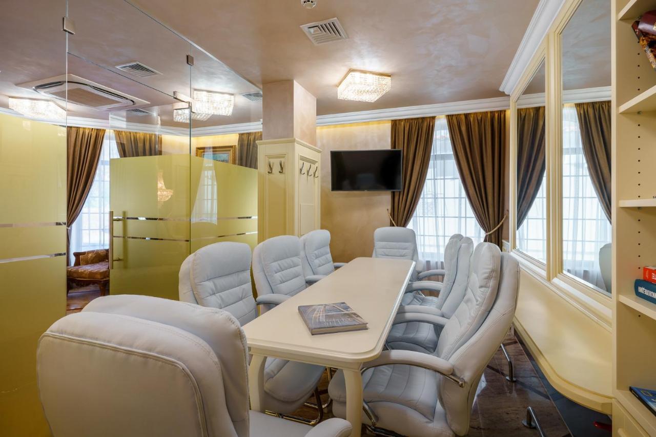 Residence City Garden - Certificate Of Excellence Top 10 Best Five-Stars City Hotels For 2024 Awarded By Htif Plovdiv Bagian luar foto