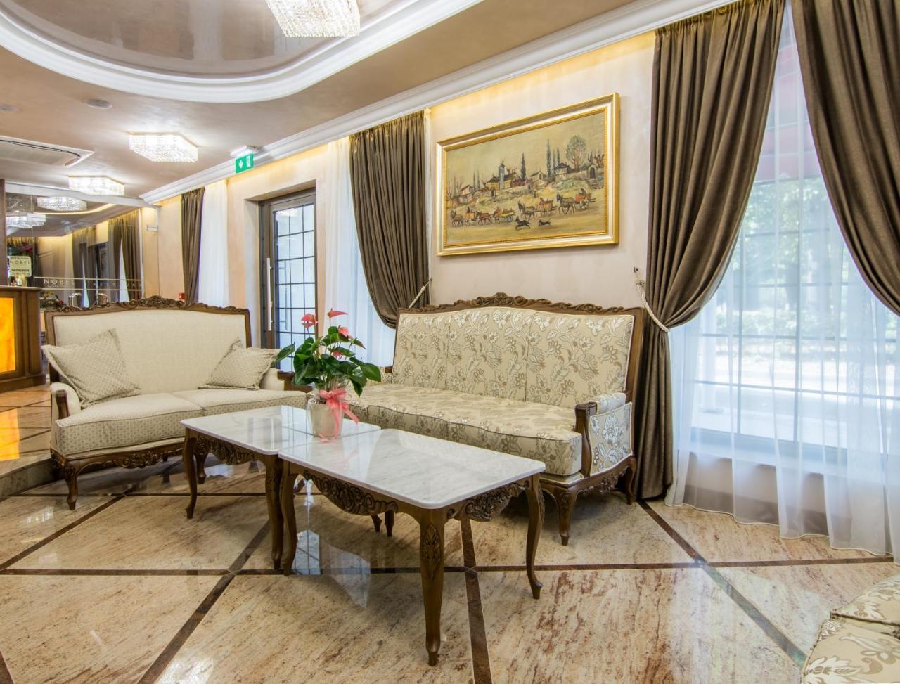 Residence City Garden - Certificate Of Excellence Top 10 Best Five-Stars City Hotels For 2024 Awarded By Htif Plovdiv Bagian luar foto